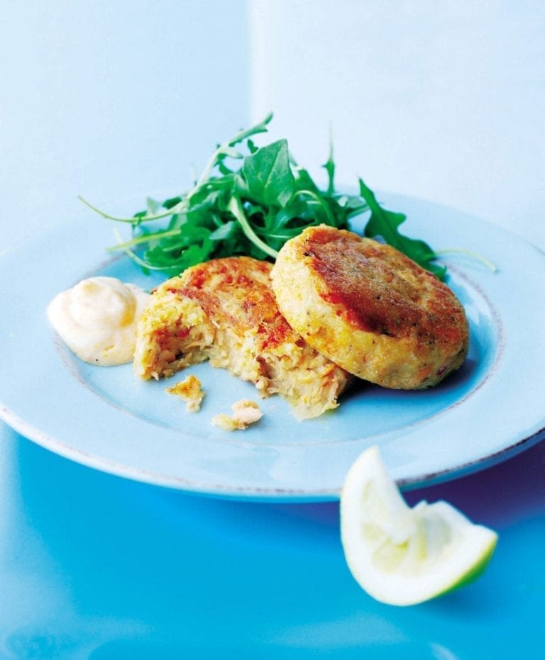 Red pesto salmon fishcakes