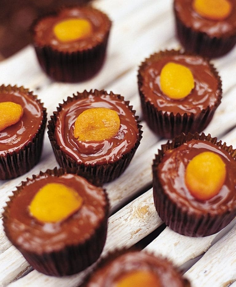 Sticky toffee pumpkin cupcakes