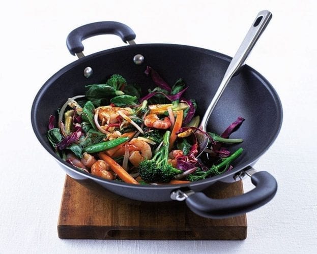 Chilli prawn stir-fry