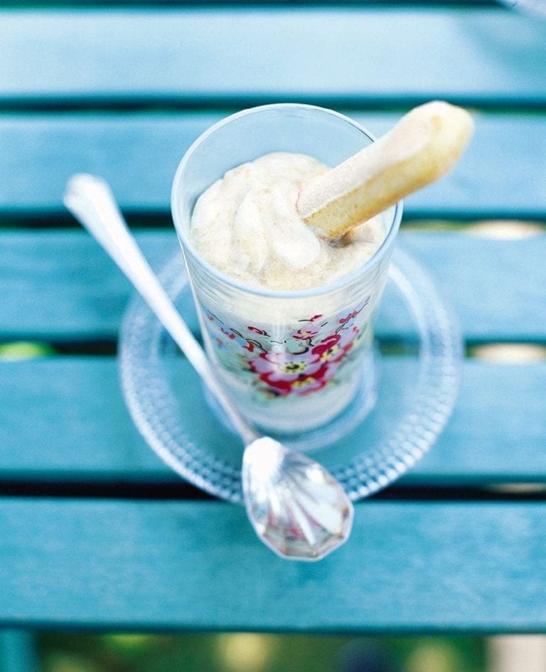 Gooseberry and elderflower fool