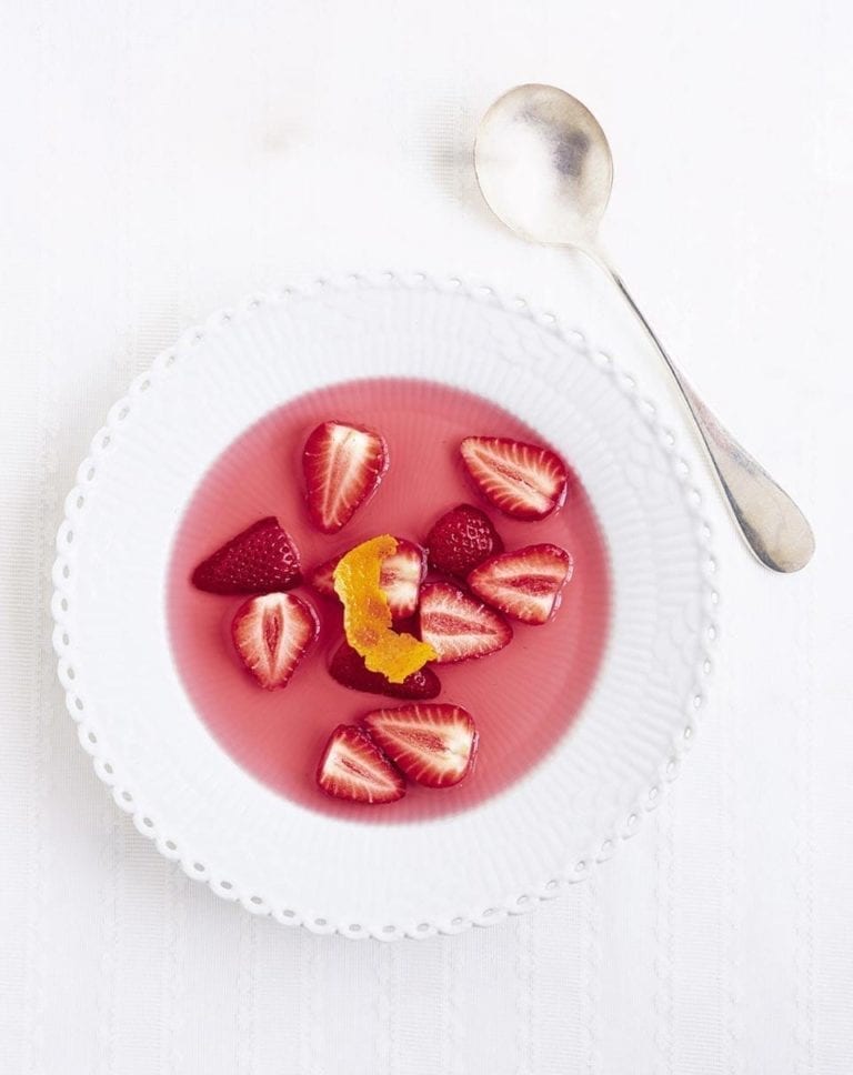 Strawberry soup