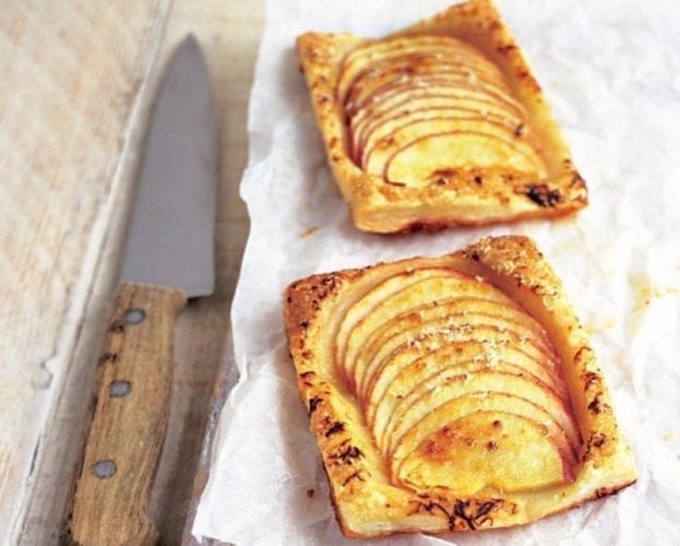 apple tartlet with grana padano