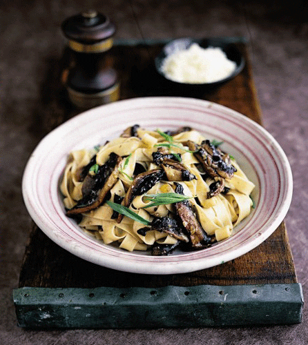 Leek and mushroom tagliatelle