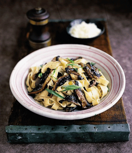 Tagliatelle with field mushrooms, lemon and tarragon