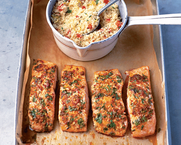 Fillet of salmon with sun-blush tomatoes and tarator sauce