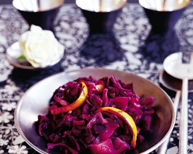 Red cabbage and preserved lemon tagine