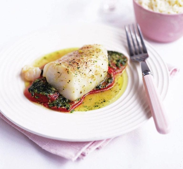 Cod parcels with tomatoes and pesto