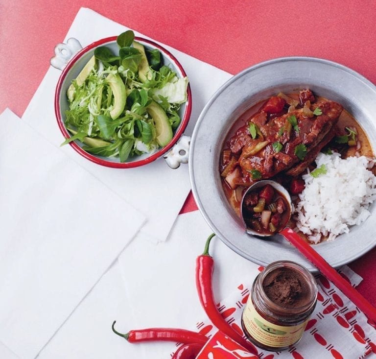 Chicken and chilli chocolate stew