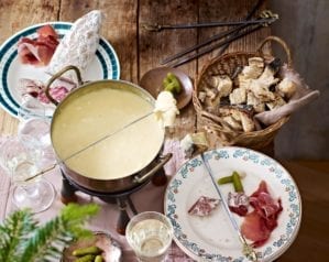 How to make a cheese fondue