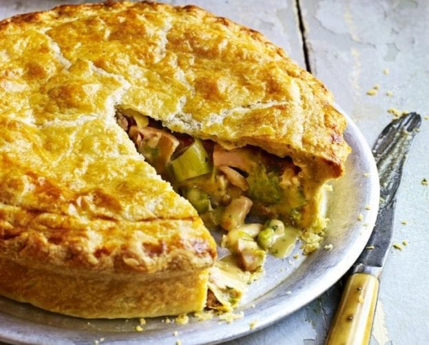 Minced beef and onion pie