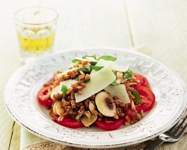 Green farro salad