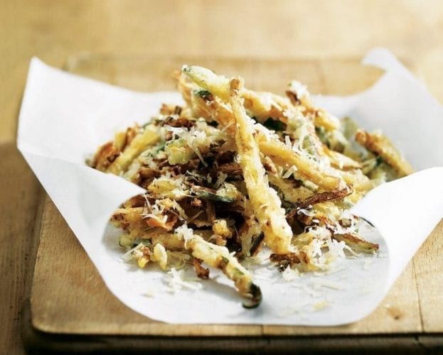 Crispy courgette fries on paper
