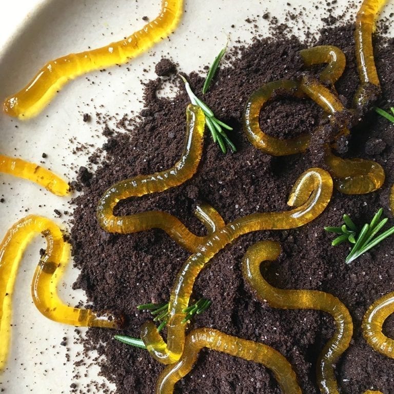 How to make jelly worms for Halloween