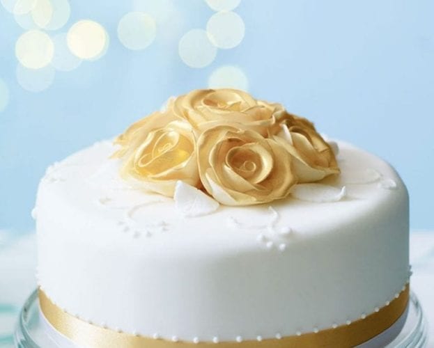 How to make sugar flowers – video