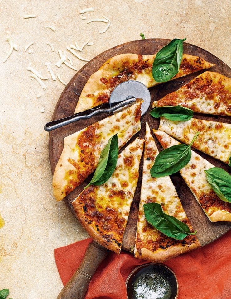 Margherita pizza recipe video