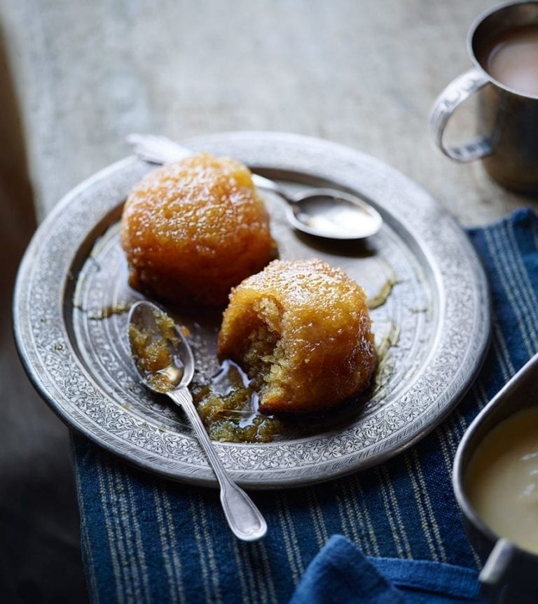 Baked lemon curd syrup sponges recipe video