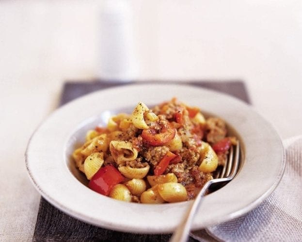 Quick pesto pasta with lamb