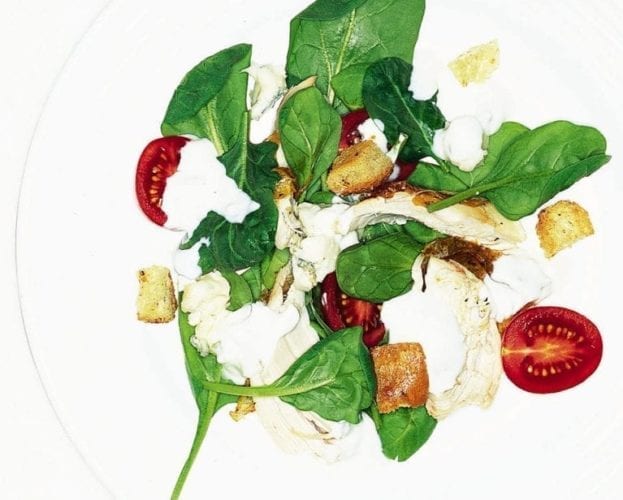Quick chicken salad with a gorgonzola dressing