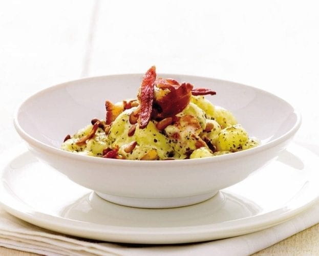 Quick bacon and pesto gnocchi