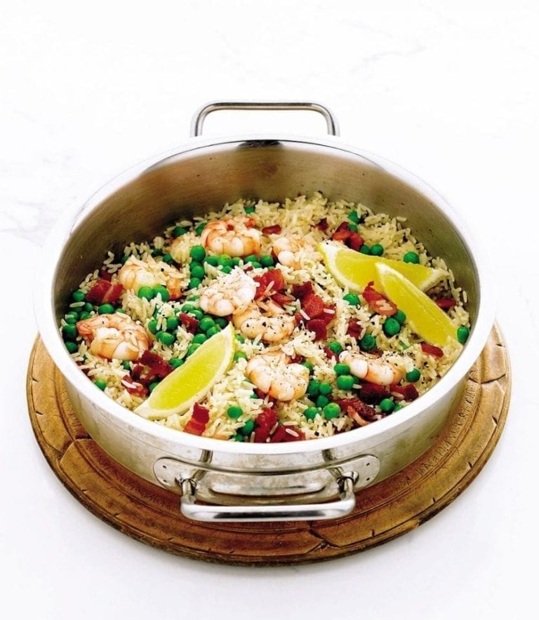 Quick prawn, pea and bacon rice