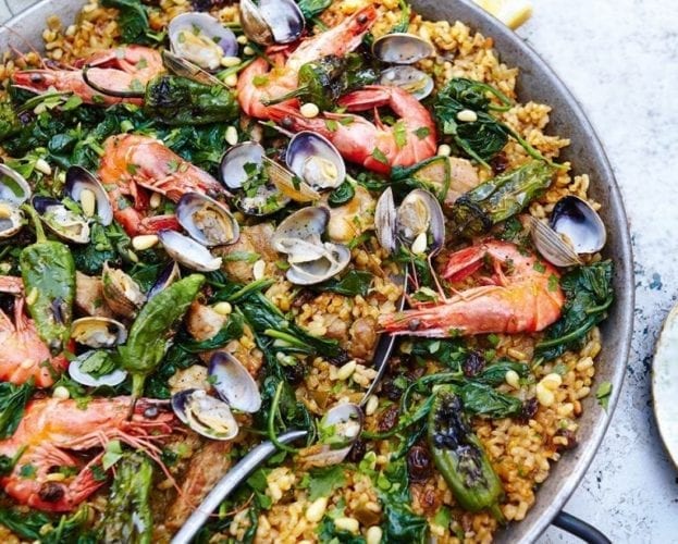 Saffron and chorizo steamed clams