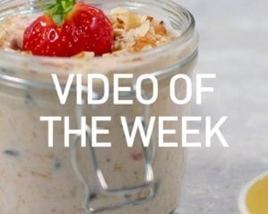 Strawberry Skyr and almond overnight oats