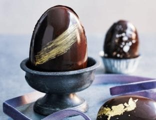 How to make (and decorate) chocolate Easter eggs