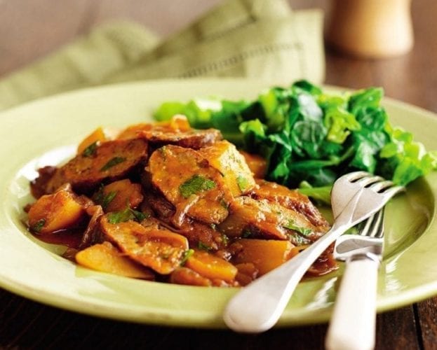 Spicy sausage and lentil casserole