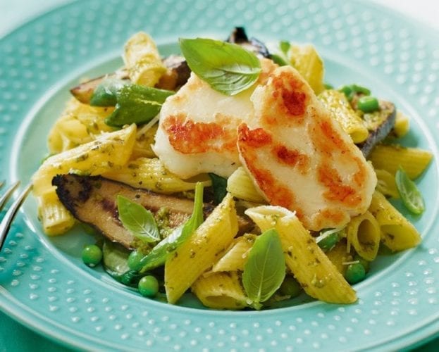 Halloumi, apricot and pistachio skewers