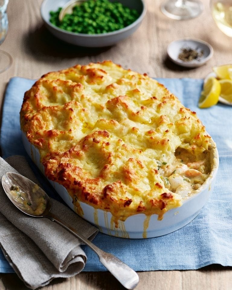 Smoked haddock and prawn fish pie