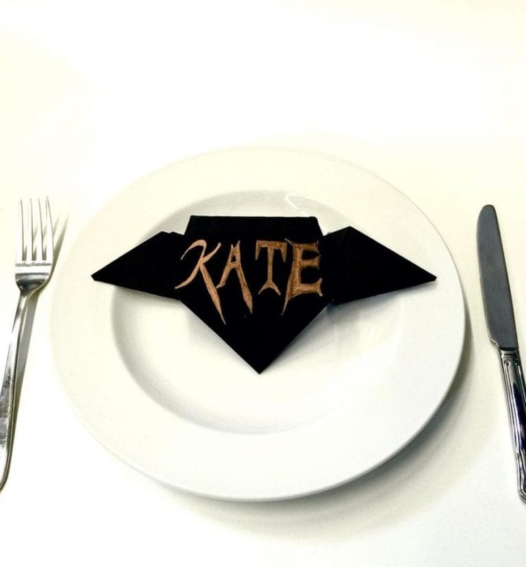 How to make Halloween place cards