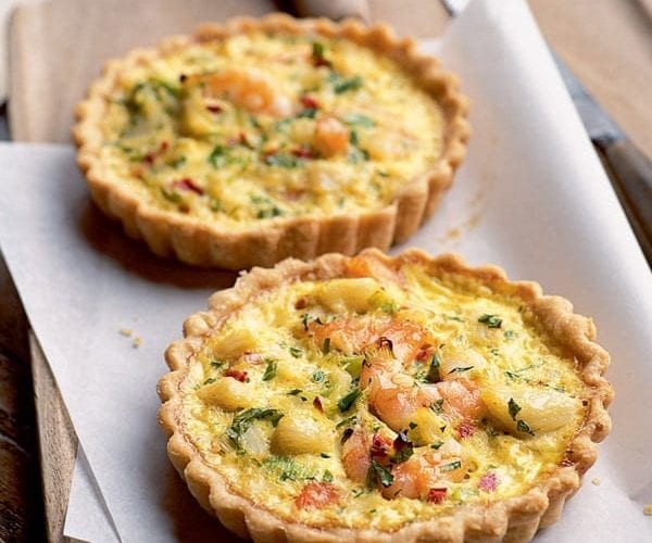Chilli crab and prawn tarts