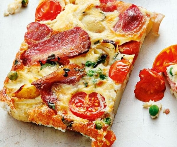 Bacon, egg and tomato tart