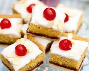 bakewell tart traybake