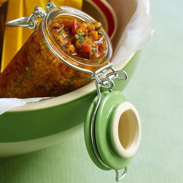 Tomato and chilli pesto