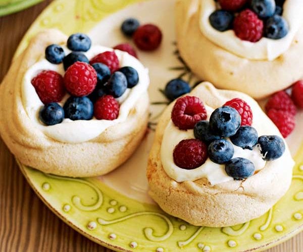 Mini meringues with boozy cranberries