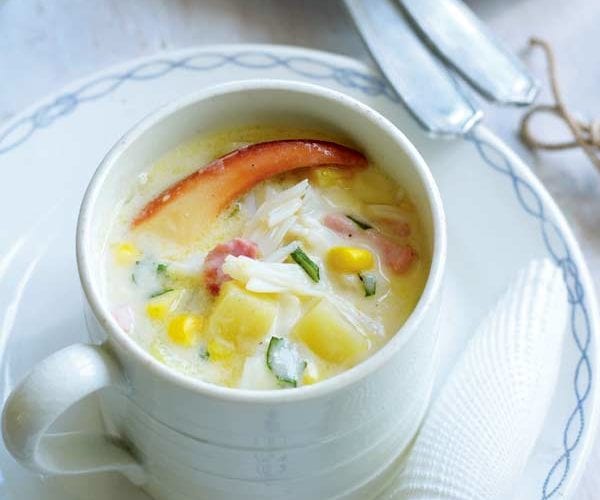 Sweetcorn crab chowder