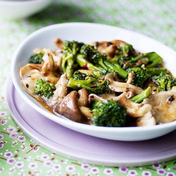 Broccoli and mixed mushrooms in garlic black bean sauce