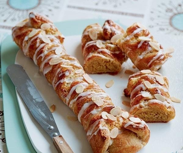Cinnamon and raisin swirls