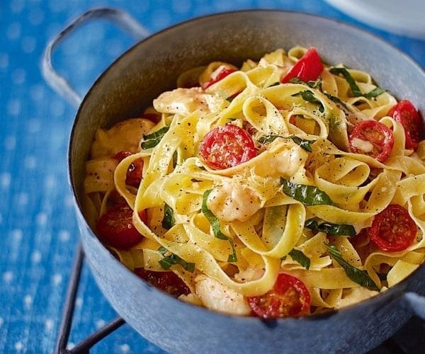 Tomato and basil spaghetti