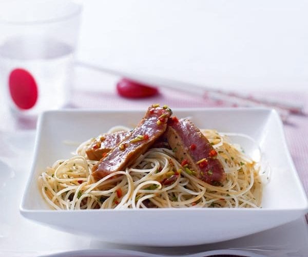 Seared tuna with Asian noodle salad