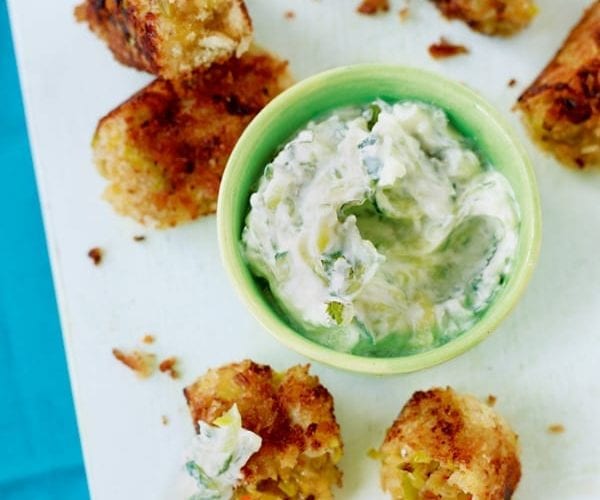 Spinach fritters with anchovy aïoli