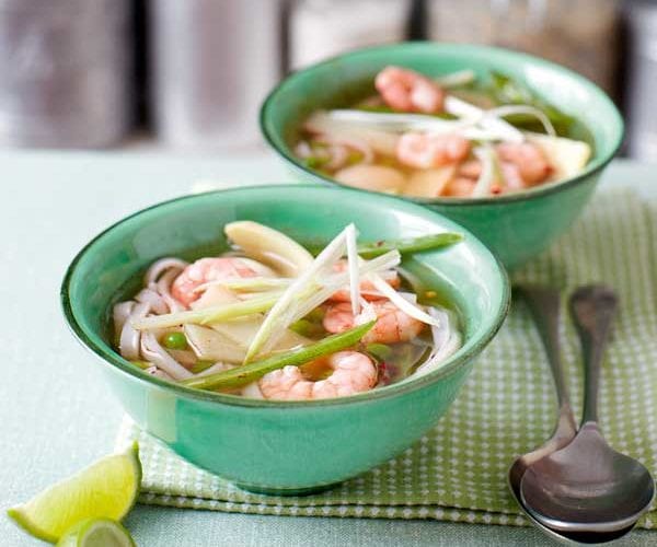 Tom yum prawn noodles