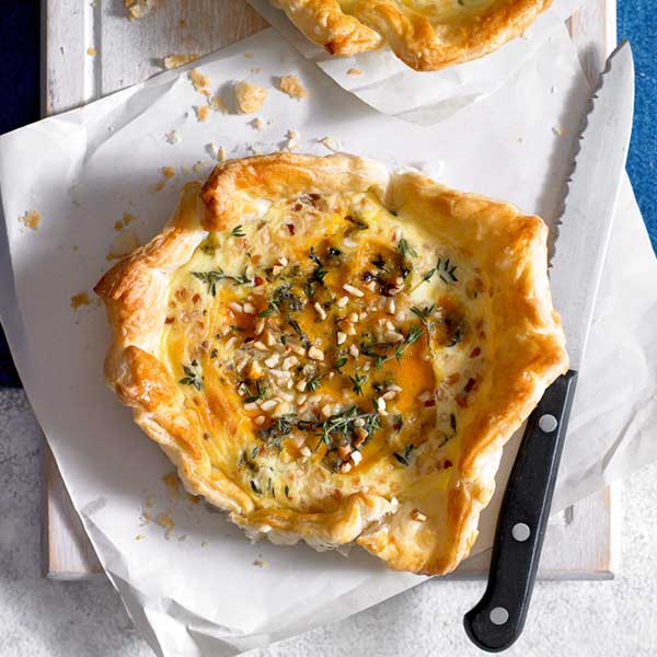 Sticky onion tartlets