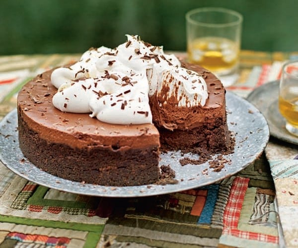 Chocolate mousse cake