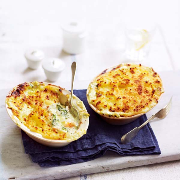 Egg florentine fish pie