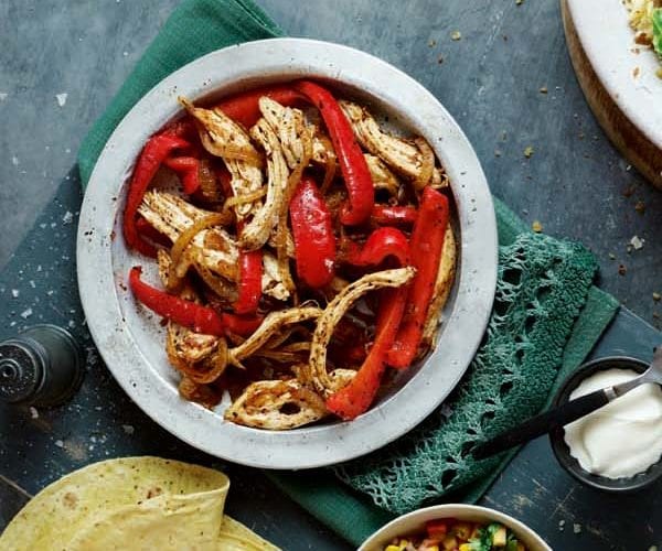 Lemon chilli chicken fajitas