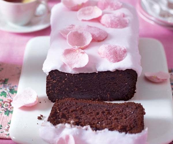 Lisa Faulkner's chocolate loaf cake