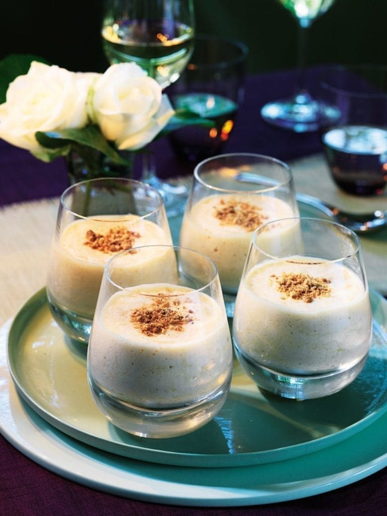 Zabaglione with amaretti biscuits