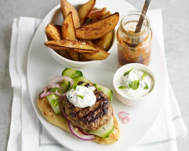 Moroccan lamb burgers with tomatoes, houmous and pitta